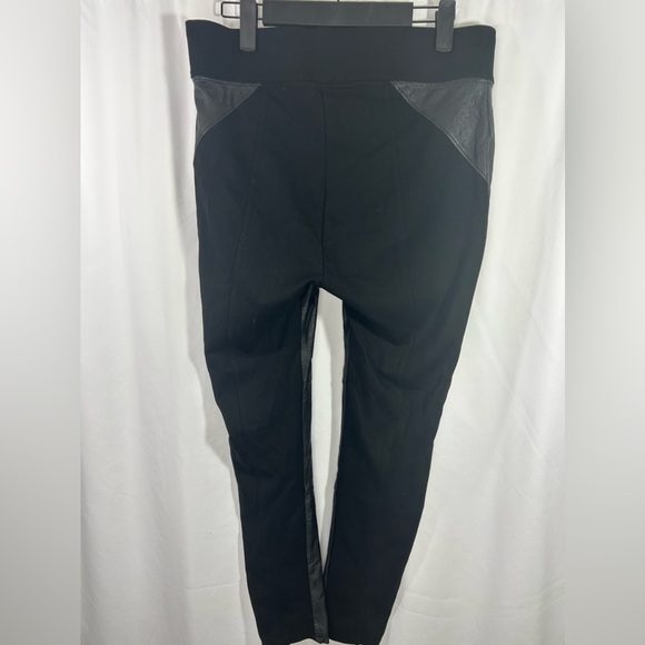 Nygard Slims Leggings Womens Faux
Leather Front Stretch Size M 10-12 - Picture 4 of 4